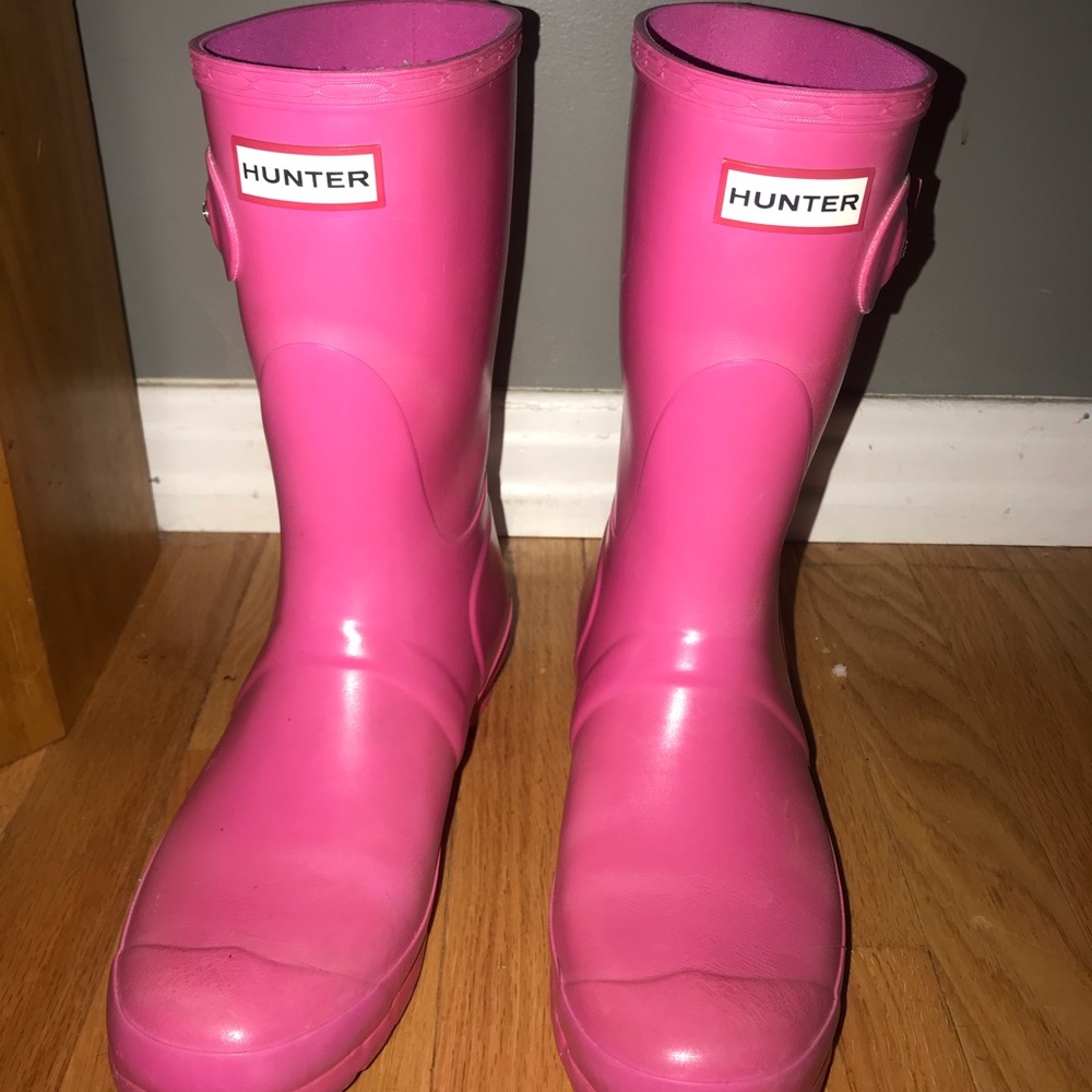 Original gloss short Hunter rain boots!